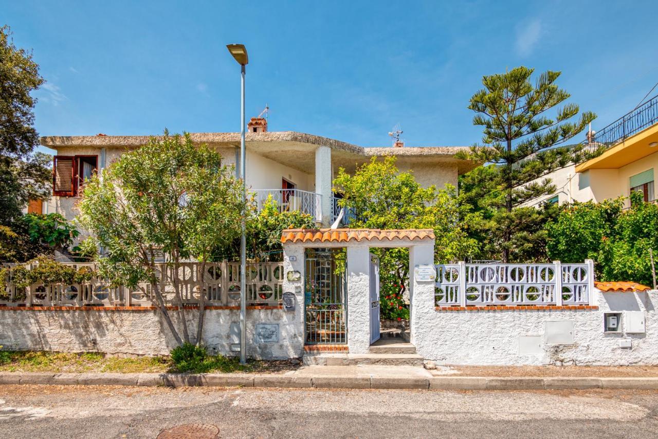 Il Marinaio E Il Nostromo Apartment Cala Gonone Ngoại thất bức ảnh